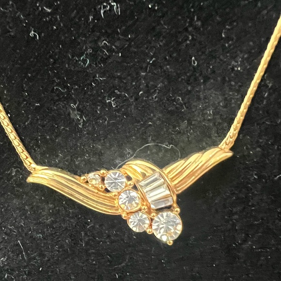 VINTAGE GIVENCHY CRYSTAL COLLAR NECKLACE - Picture 1 of 8